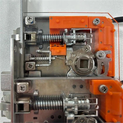 Tấm lò xo phần cứng